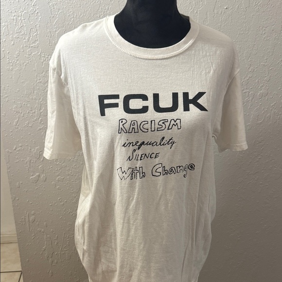 White Short Sleeve Graphic Tee - Picture 1 of 1